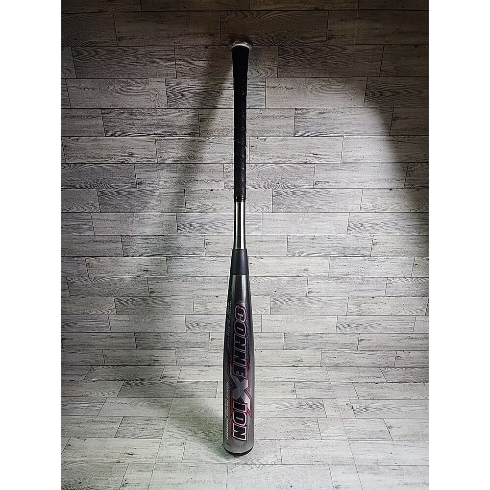 Easton Connexion MDL.BT2-Z Bat 32” 29 Oz. 2 5/8” Barrel Baseball